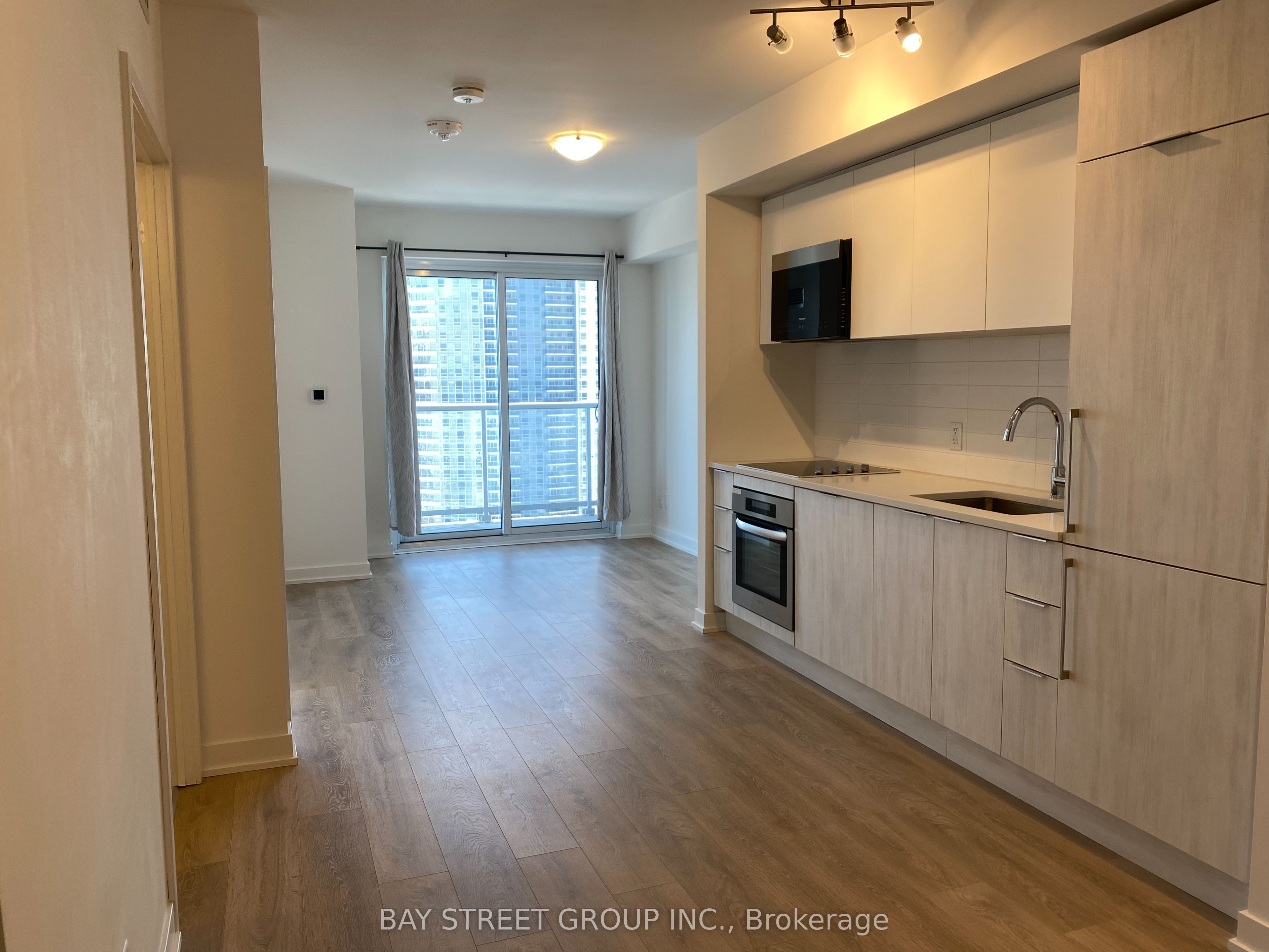 2033 Kennedy Road, #3006