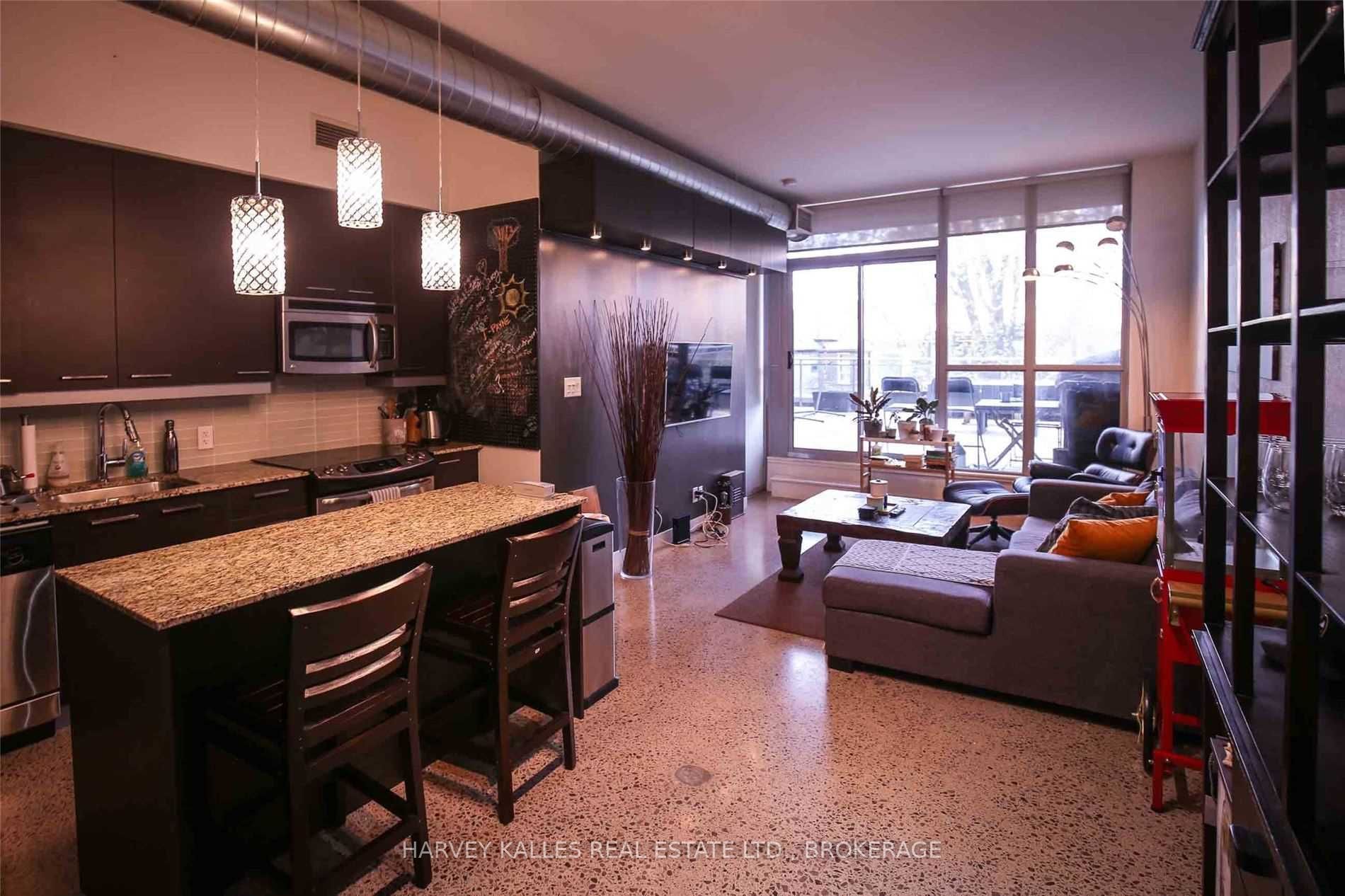 510 King Street E 213