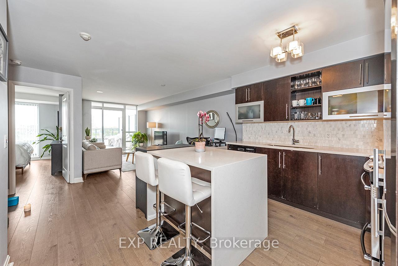 2 Bedrooms Condo at 1 Michael Power, Toronto For sale