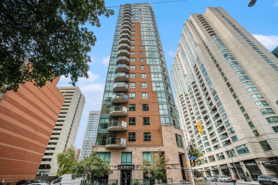 445 Laurier