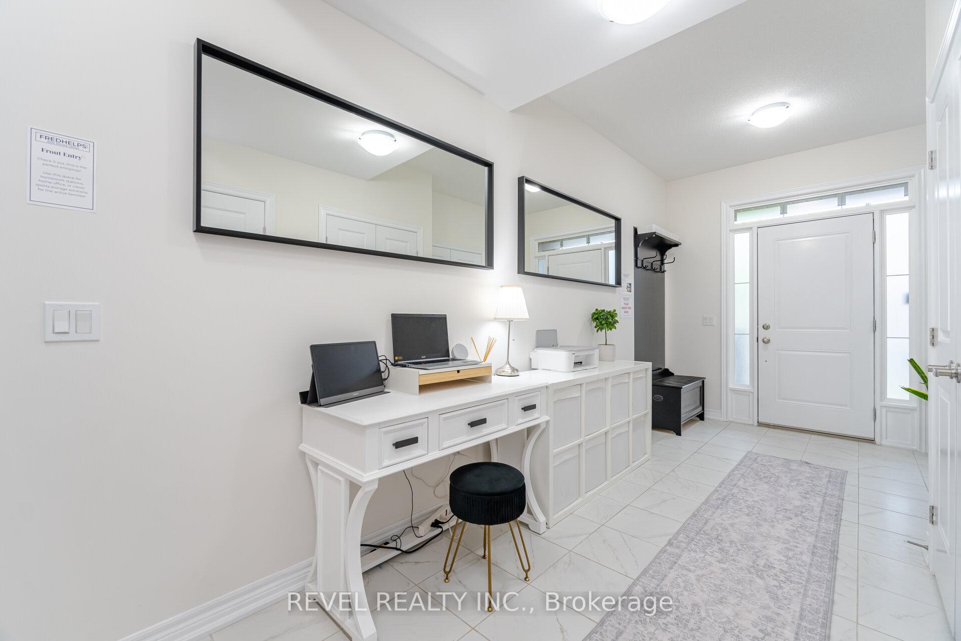 3 Bedrooms Condo at 316 Humphrey, Hamilton For sale