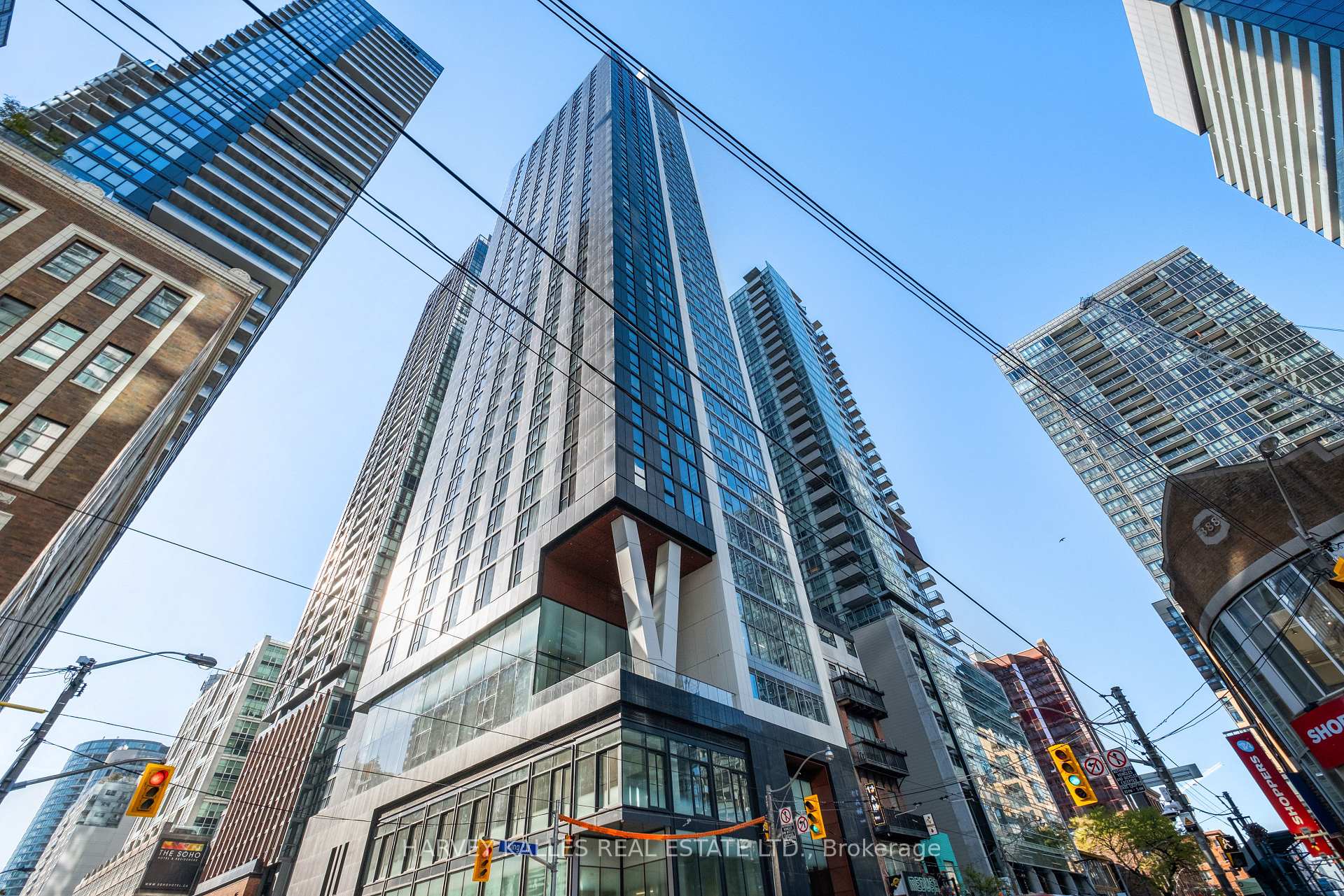 357 King Street W 3507