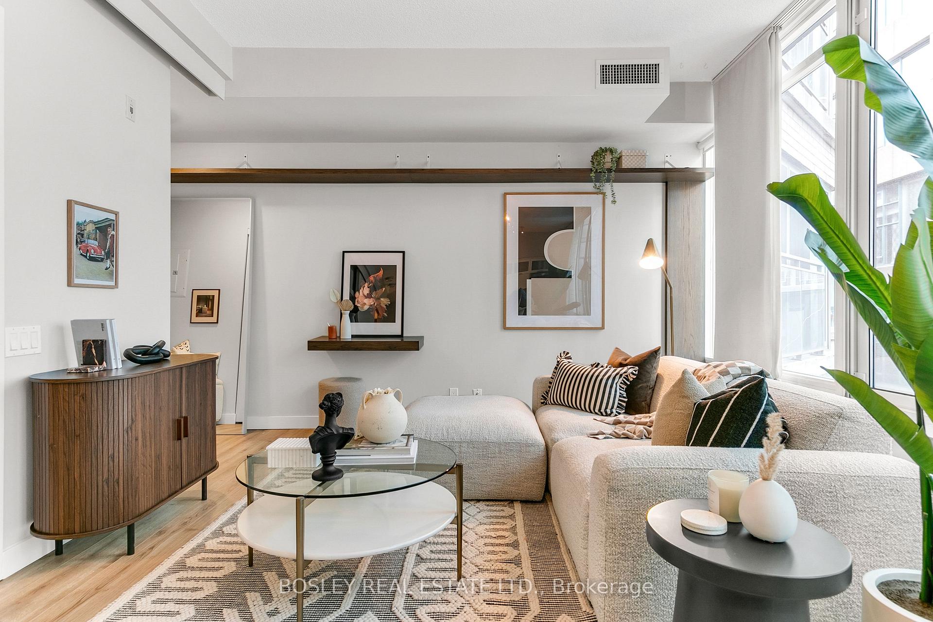 1 Bedroom Condo at 50 Camden, Toronto For sale