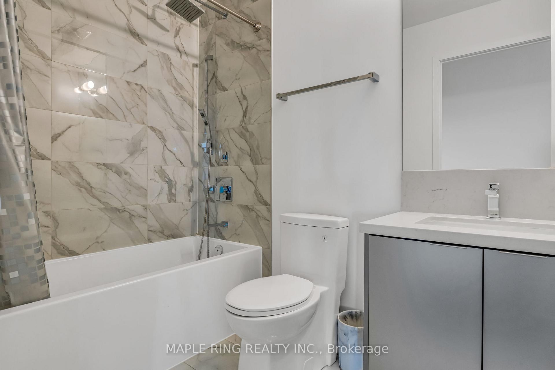 3 Bedrooms Condo at 2908 Highway 7, Vaughan For sale