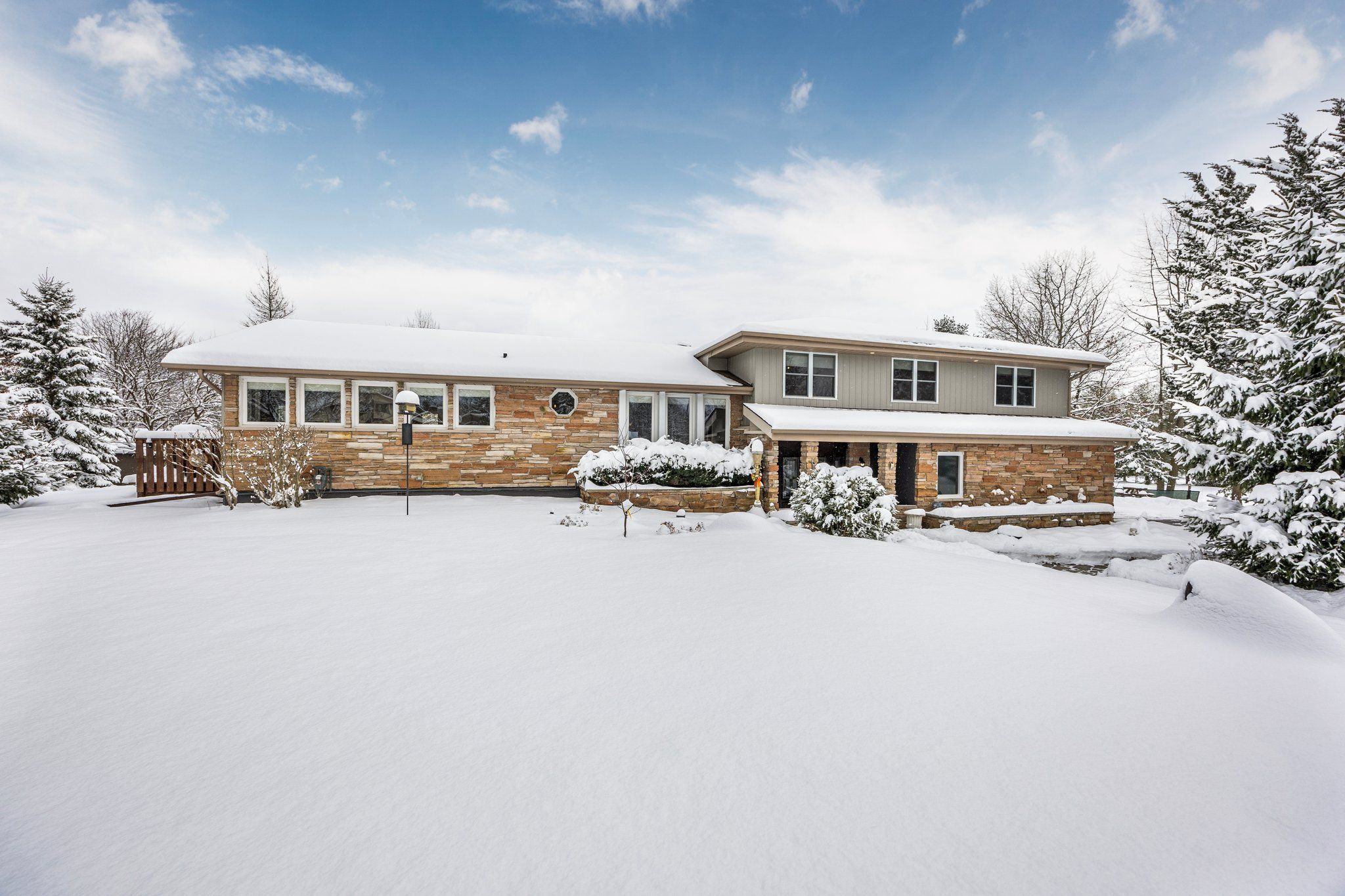 83 Frederick Drive Wasaga Beach Ontario L9Z 1P9