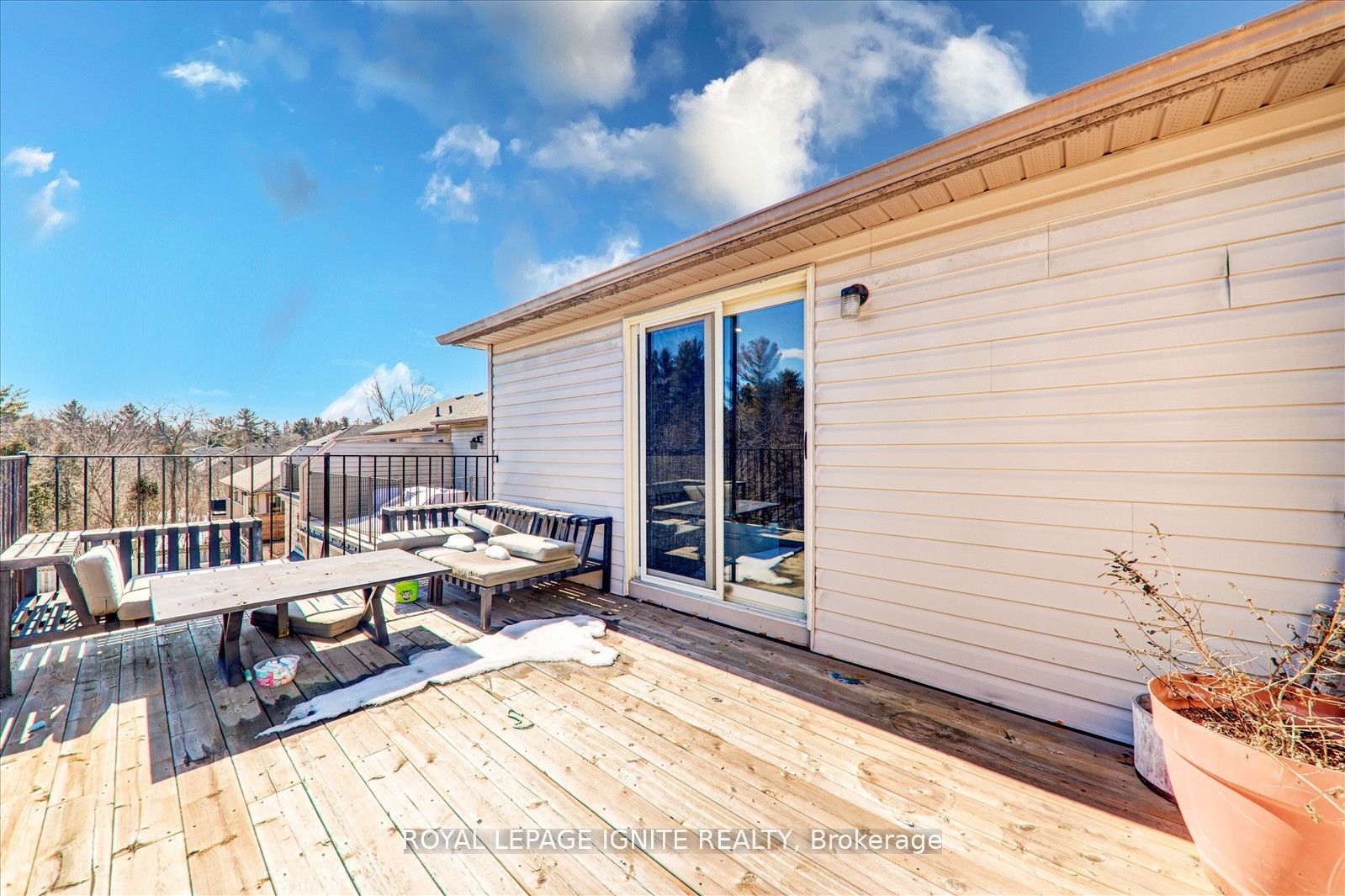 355 Sparrow Circle
