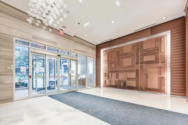 2 Bedrooms Condo at 300 Front, Toronto For sale