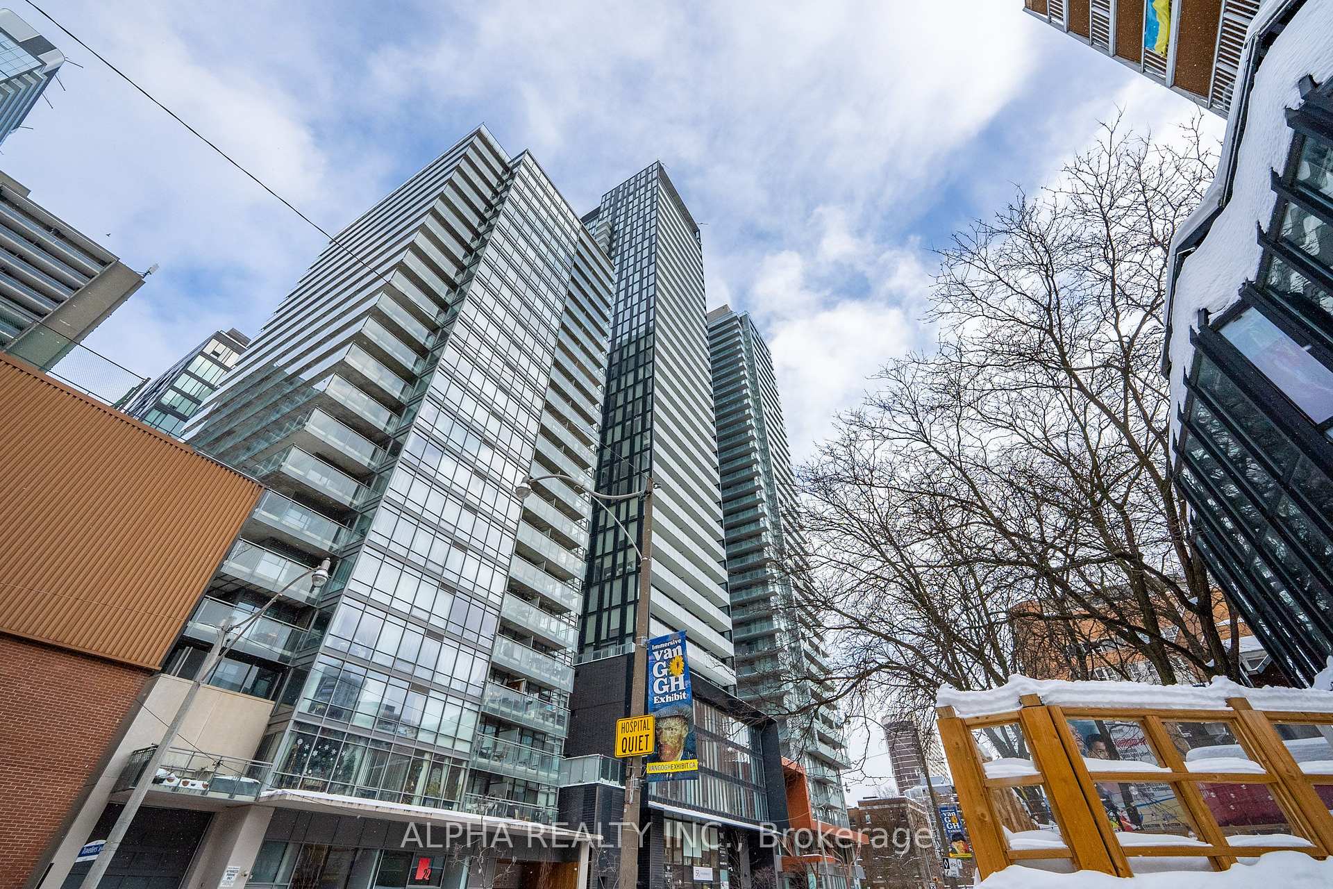 1 Bedroom Condo at 28 Wellesley,  Toronto For sale