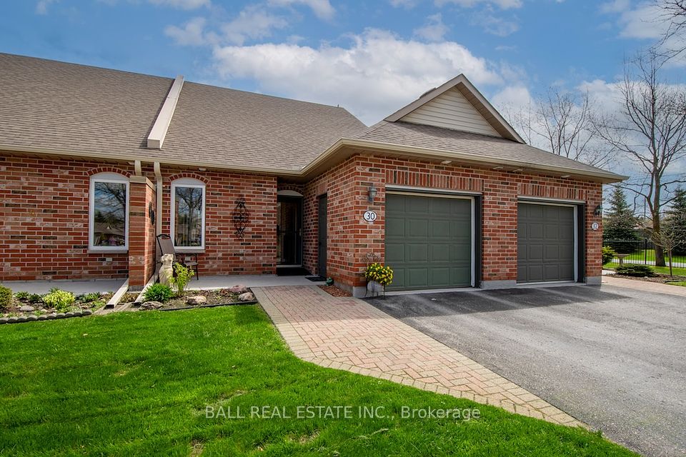 30 Charles Court, Smith-Ennismore-Lakefield, ON K0L 2H0