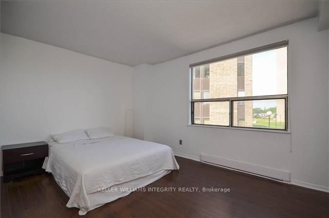 1380 Prince of Wales Drive N, #202