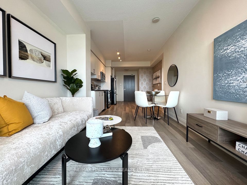 #2135 - 7161 Yonge Street, Markham, ON L3T 0C8