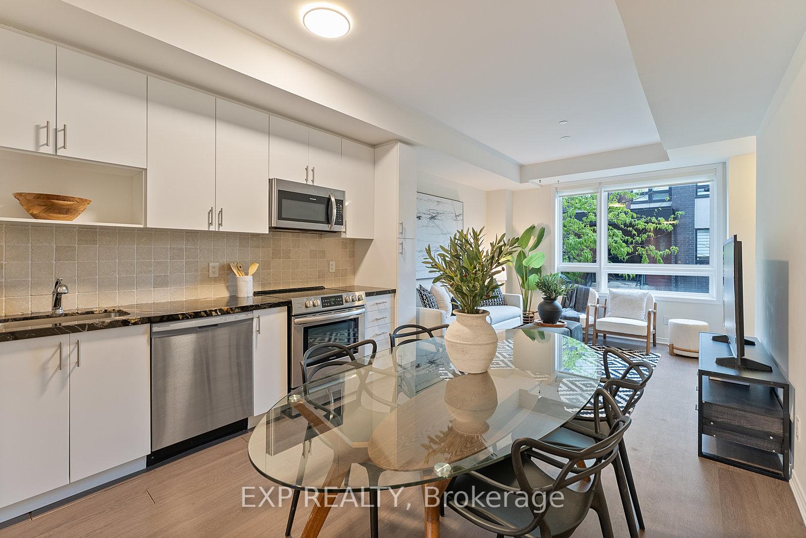 2 Bedrooms Condo at 1100 Briar Hill, Toronto For sale