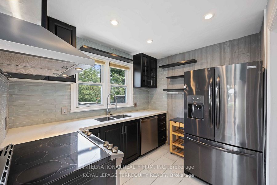 575 Stevenson Road N, Oshawa McLaughlin