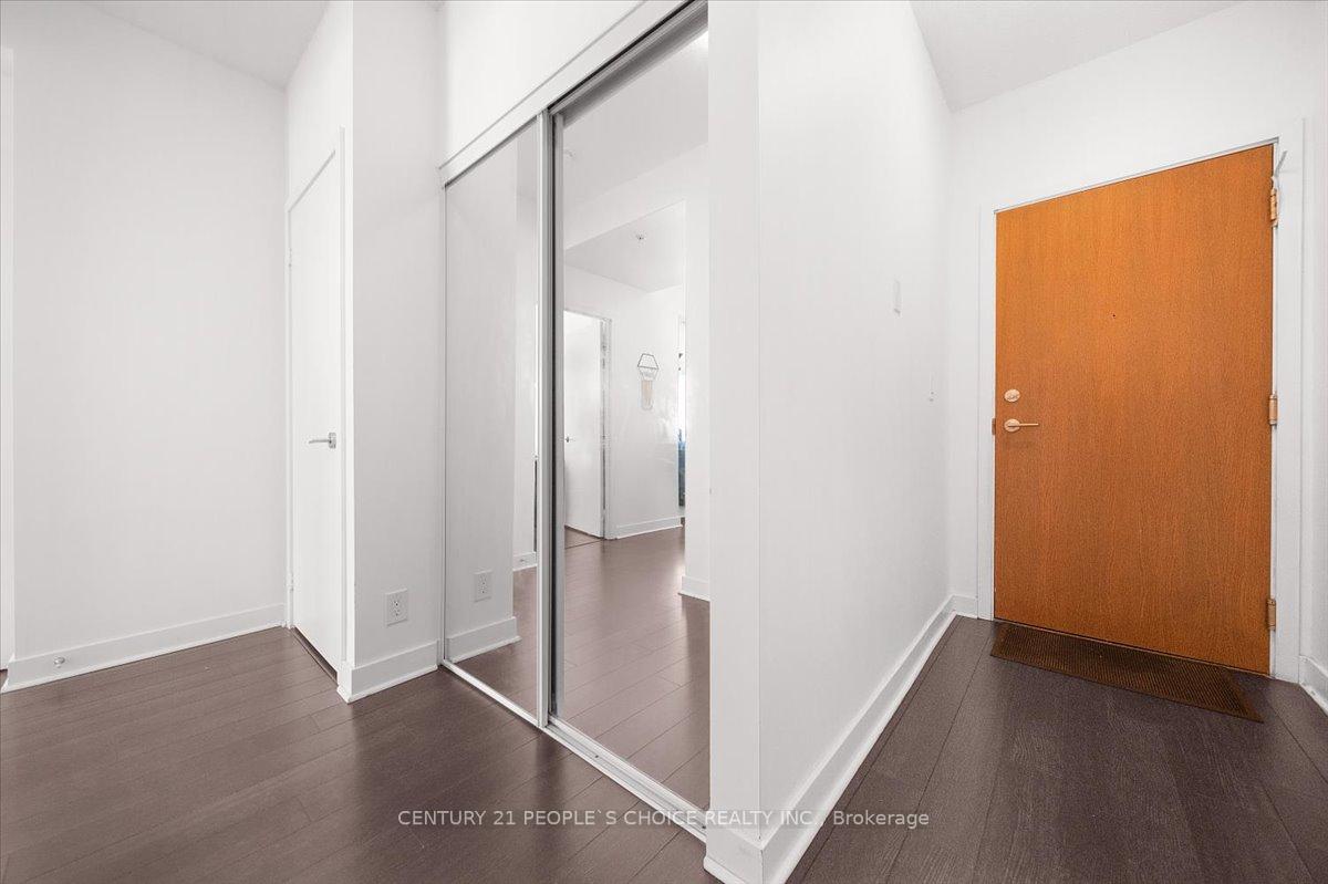 2 Bedrooms Condo at 3985 Grand Park, Mississauga For sale