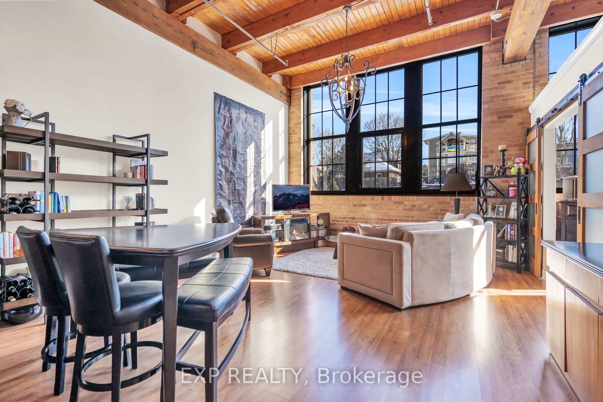 543 Timothy Street, #218