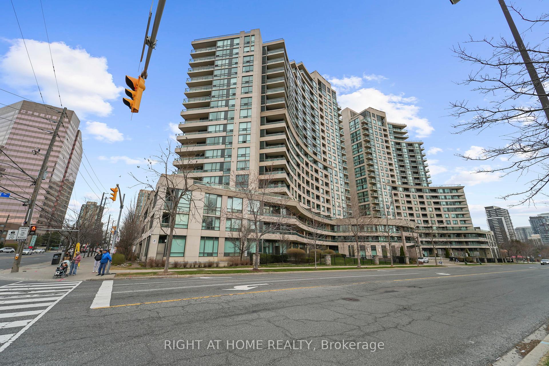 2 Bedrooms Condo at 503 Beecroft, Toronto For sale