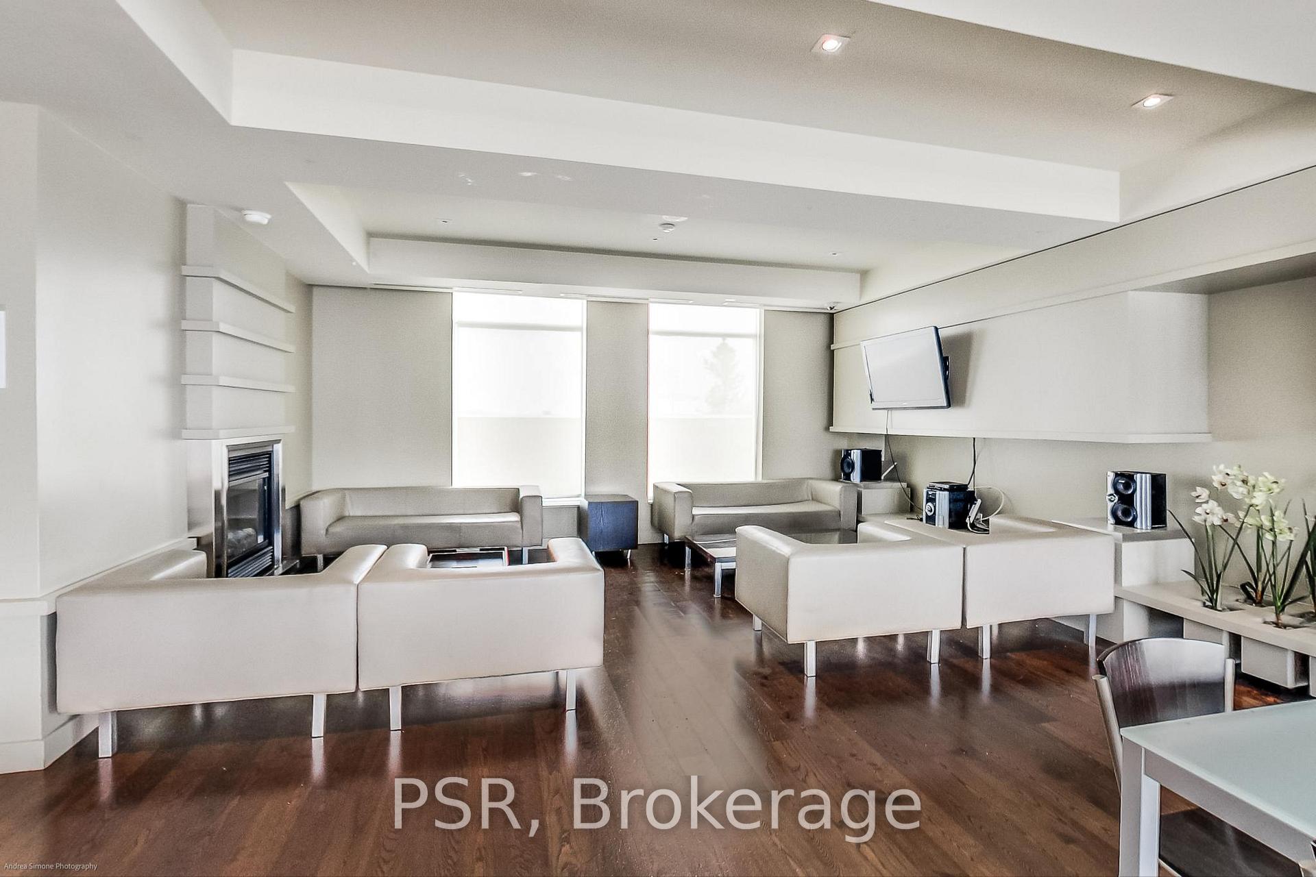 1 Bedroom Condo at 230 King, Toronto For sale