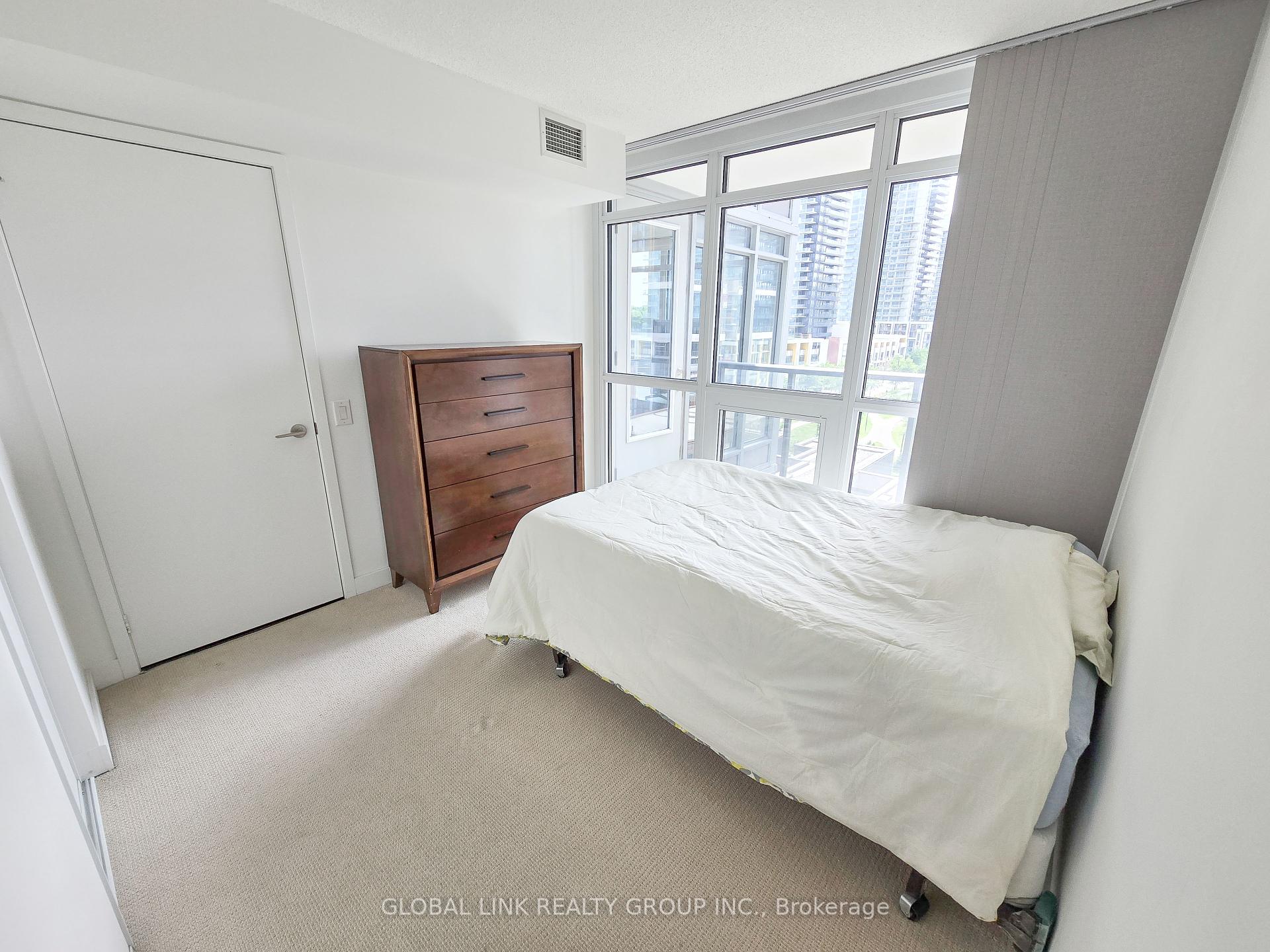 1 Bedroom Condo at 121 Mcmahon, Toronto For sale