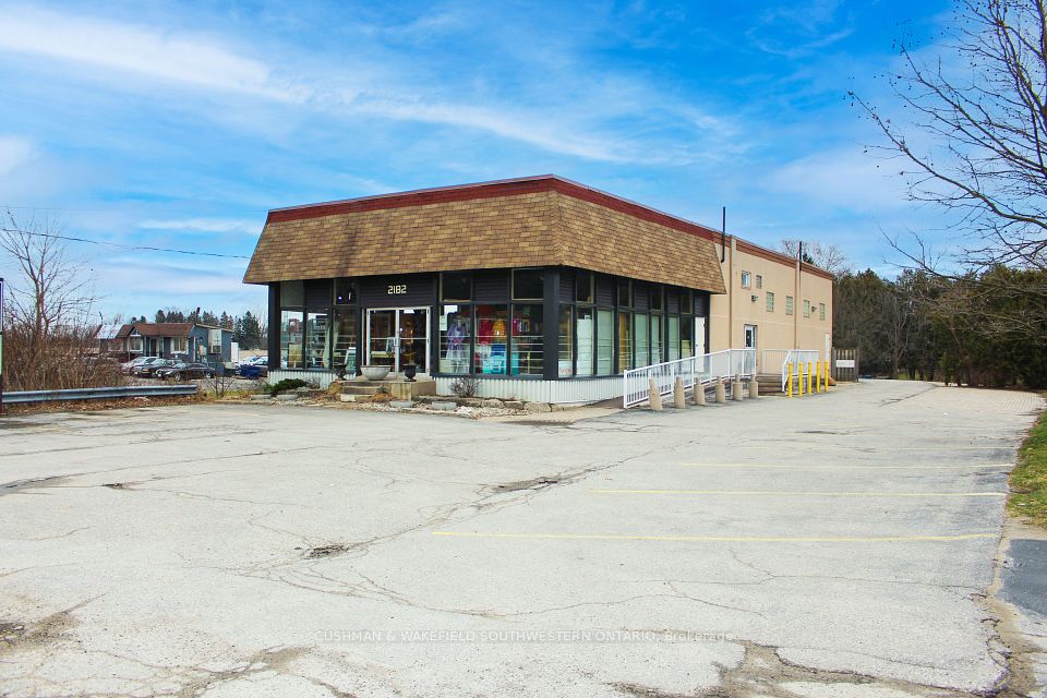 2182 Wharncliffe