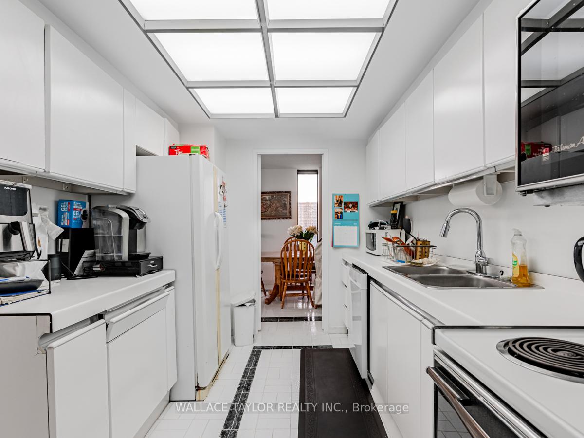 2 Bedrooms Condo at 2045 Lake Shore,  Toronto For sale