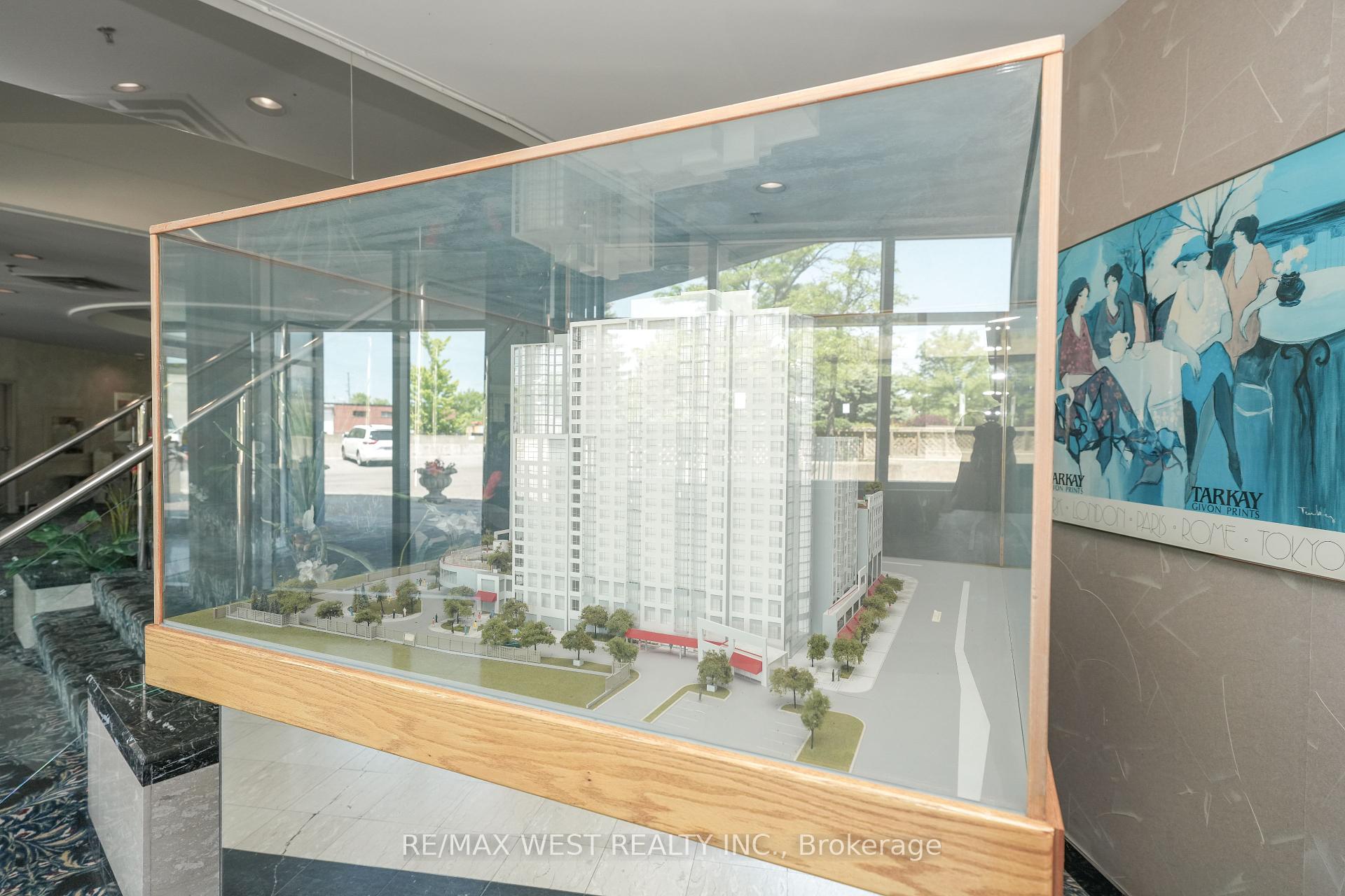 2 Bedrooms Condo at 1470 Midland, Toronto For sale