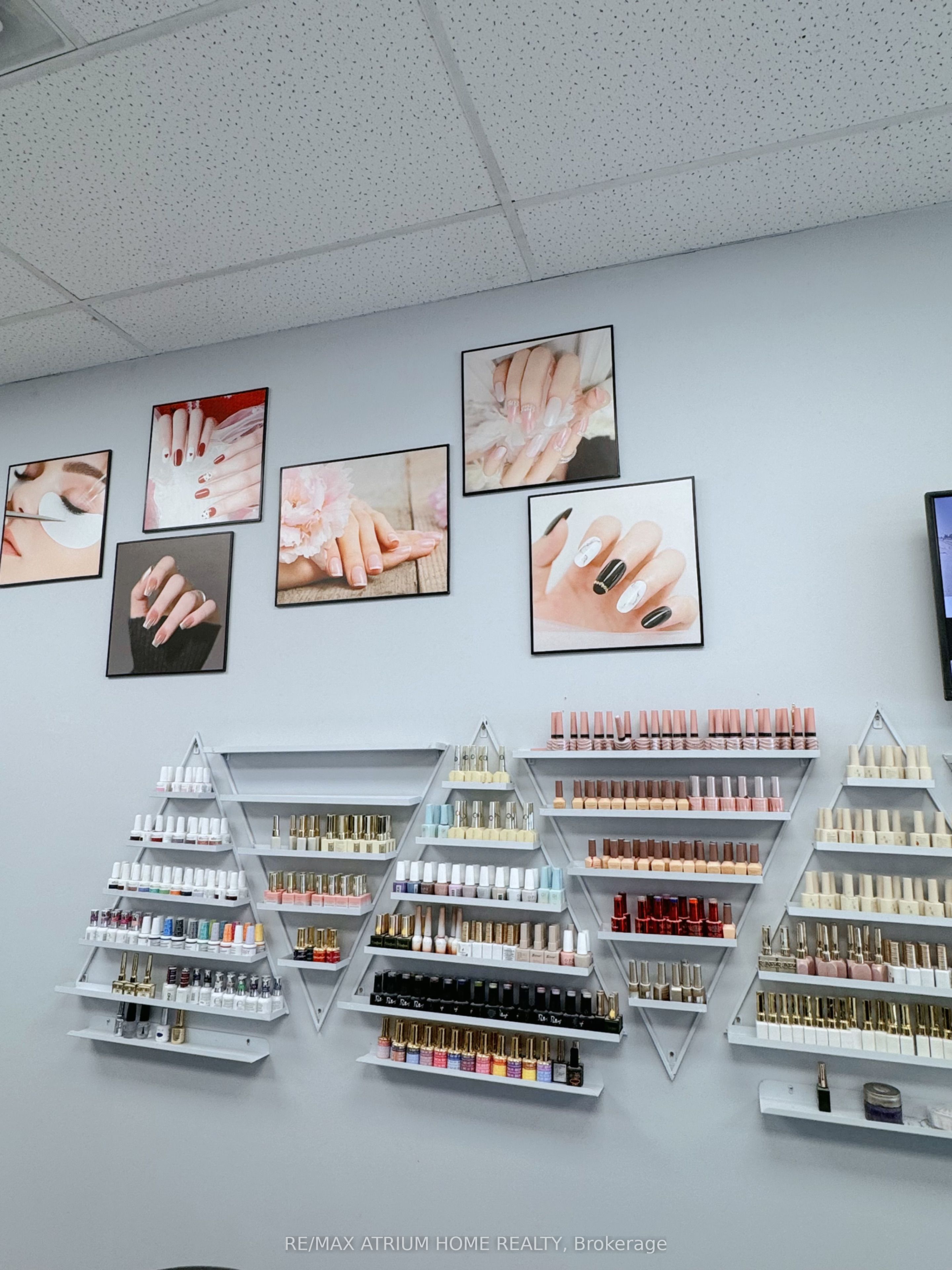 250 Taunton Road E, #Unit 9