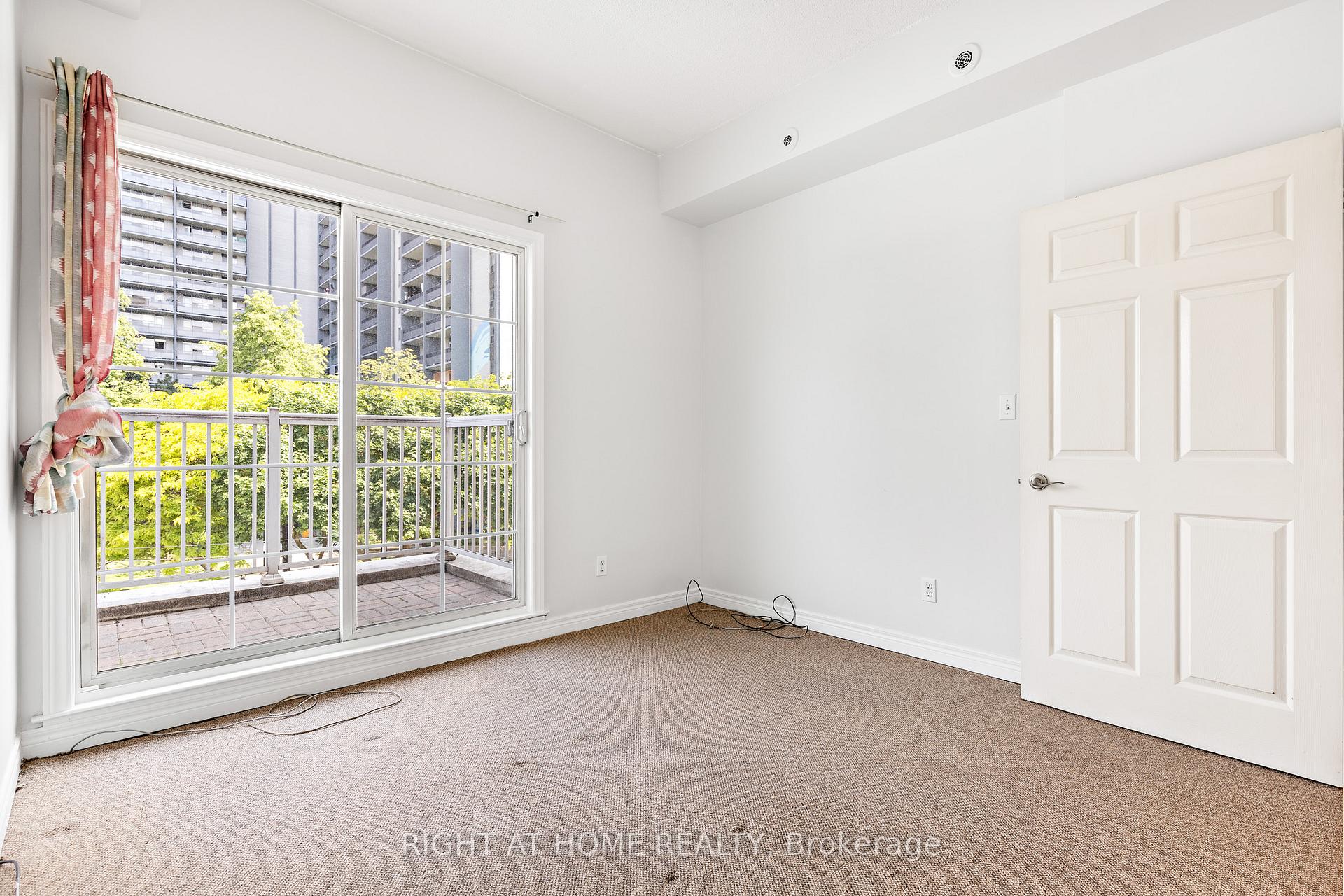 3 Bedrooms Condo at 205 Wellesley, Toronto For sale