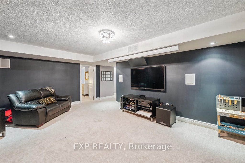 50 Agincourt Circle