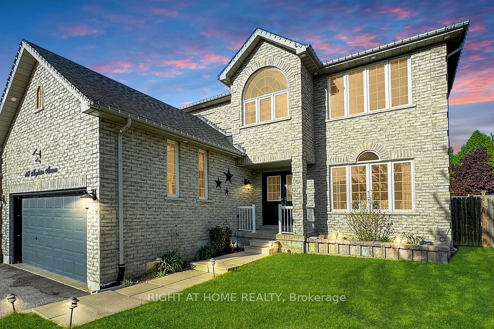418 Mapleton