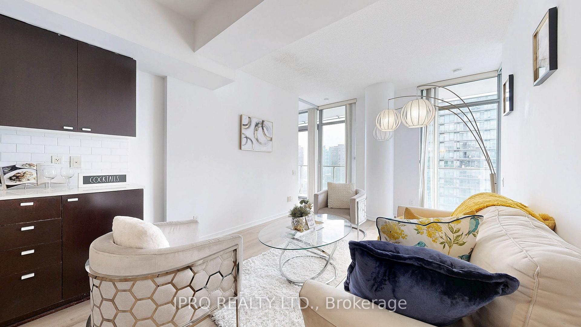 3 Bedrooms Condo at 103 The Queensway, Toronto For sale