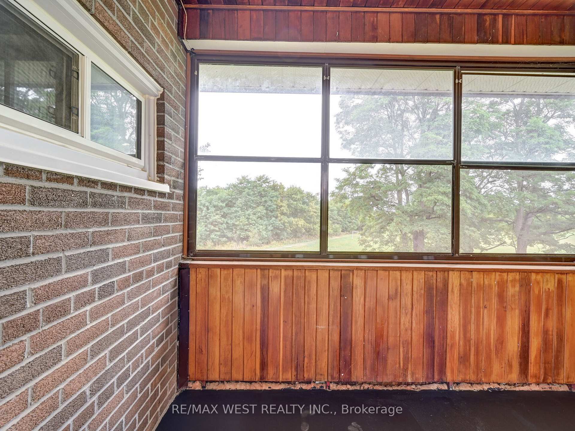 3 Bedrooms Condo at 22 Tandridge, Toronto For sale