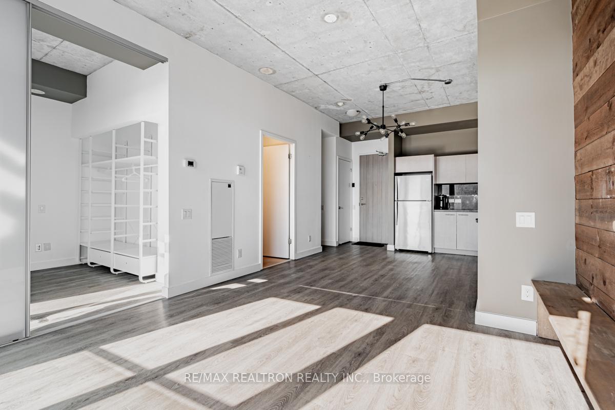 2 Bedrooms Condo at 70 Distillery, Toronto For sale