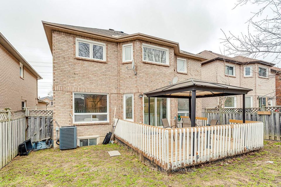 67 Venice Crescent