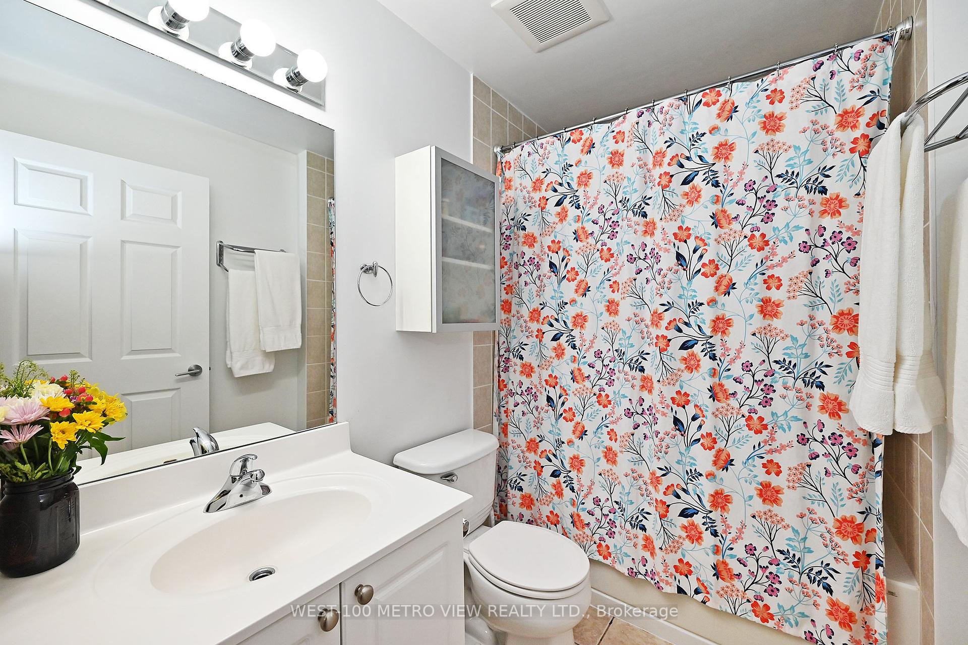 2 Bedrooms Condo at 2365 CENTRAL PARK, Oakville For sale