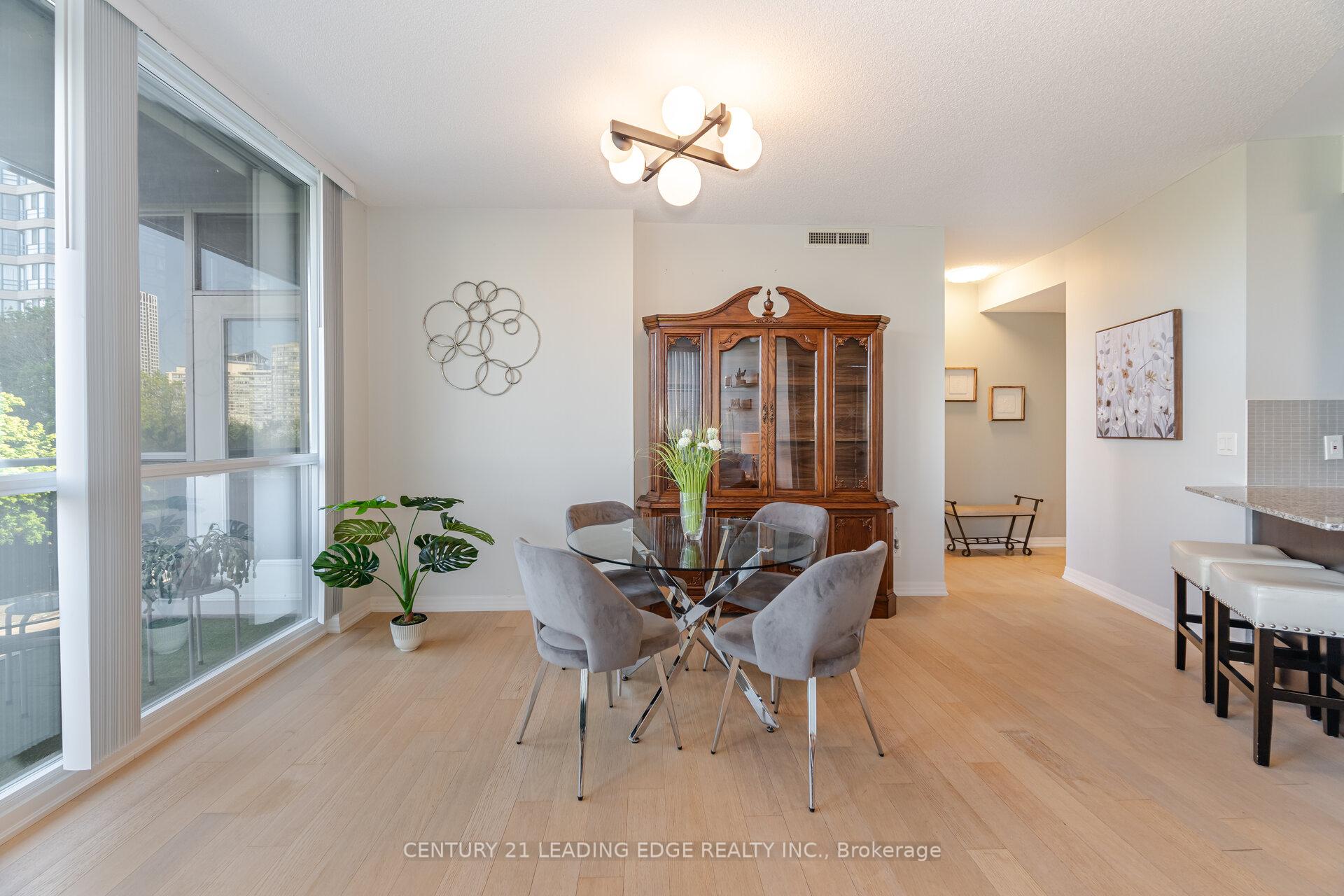 3 Bedrooms Co-op at 223 Webb, Mississauga For sale