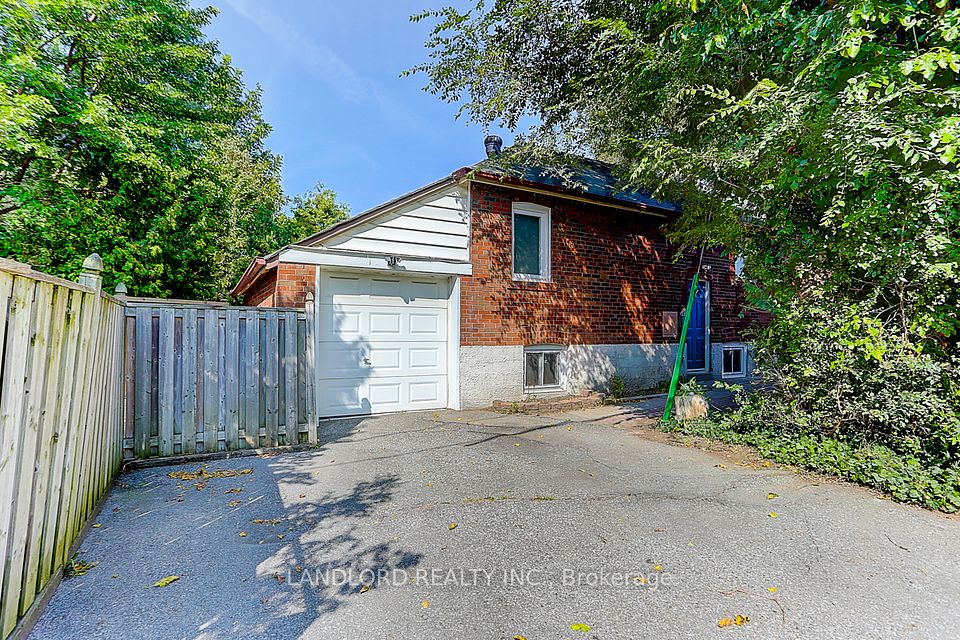 1206 Broadview