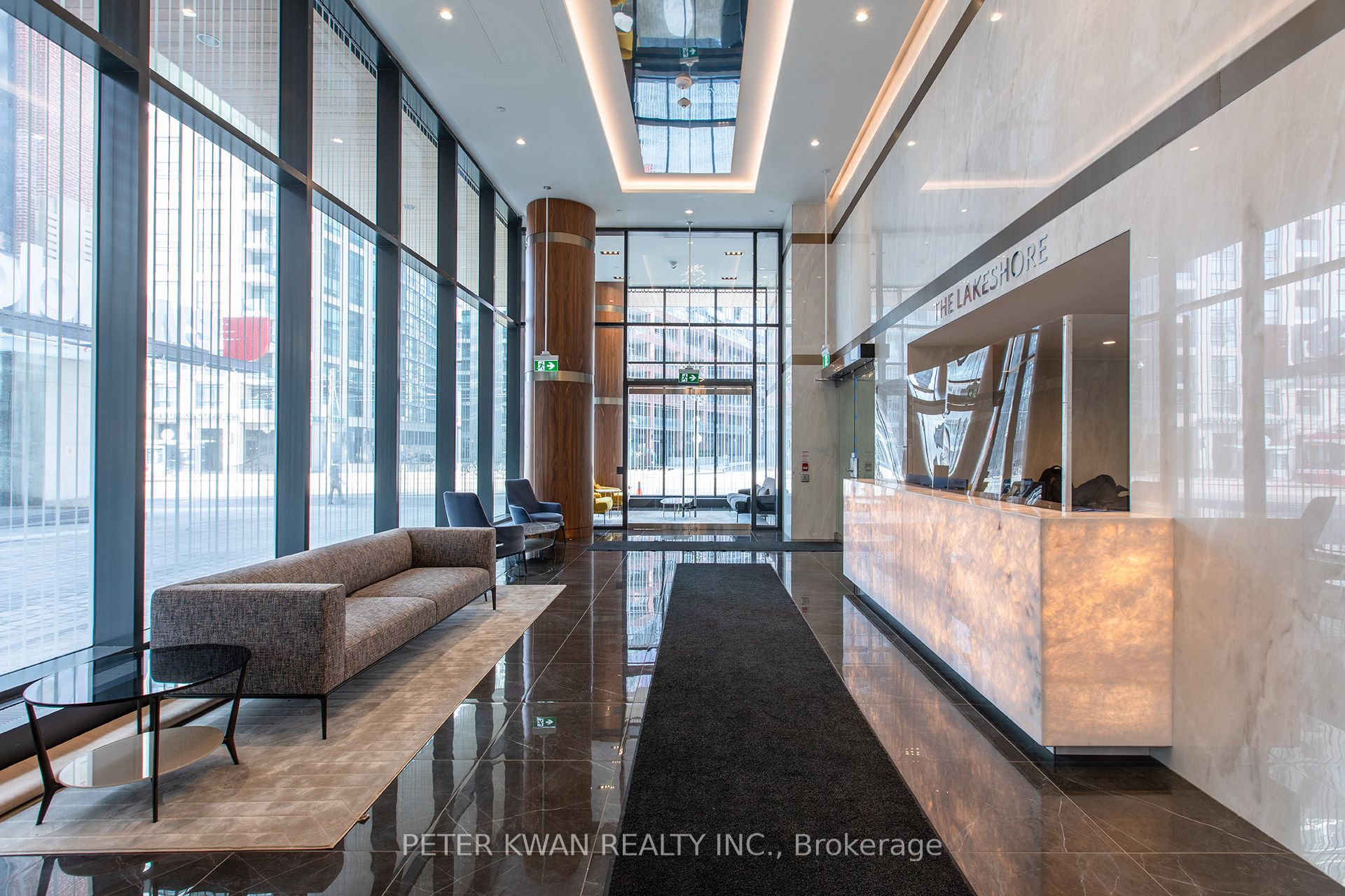 19 Bathurst Street, #1007