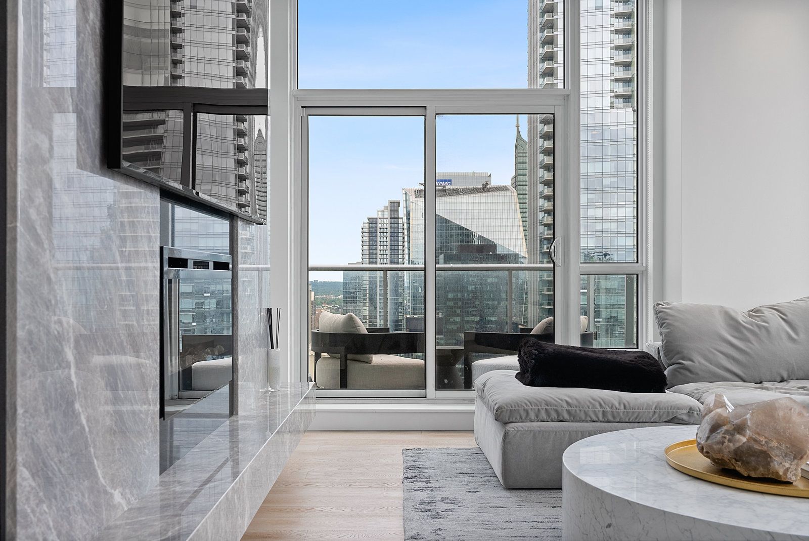 30 Nelson Street PH101