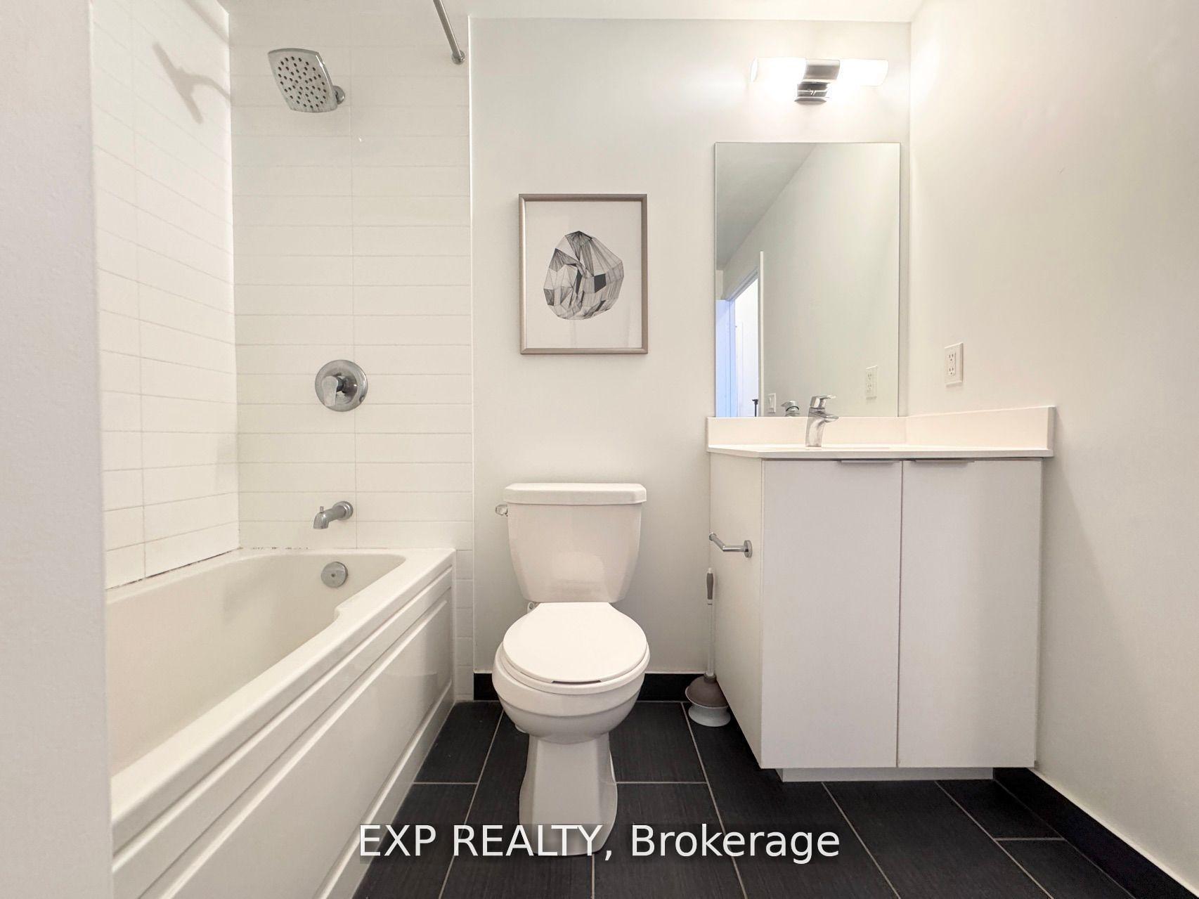 2 Bedrooms Condo at 20 Shore Breeze, Toronto For sale