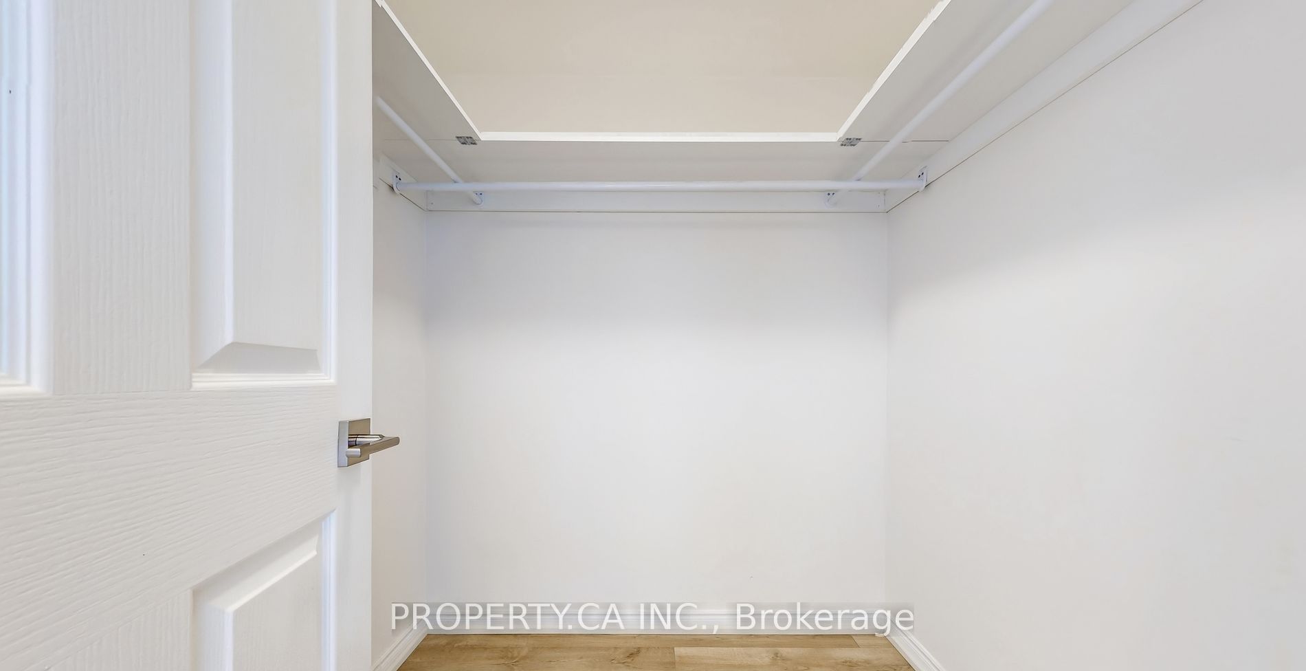 7250 Yonge Street, #605