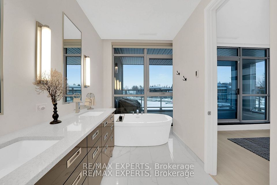 3692 Ferretti Court