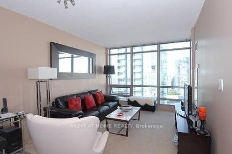 5 Mariner Terrace, #1809