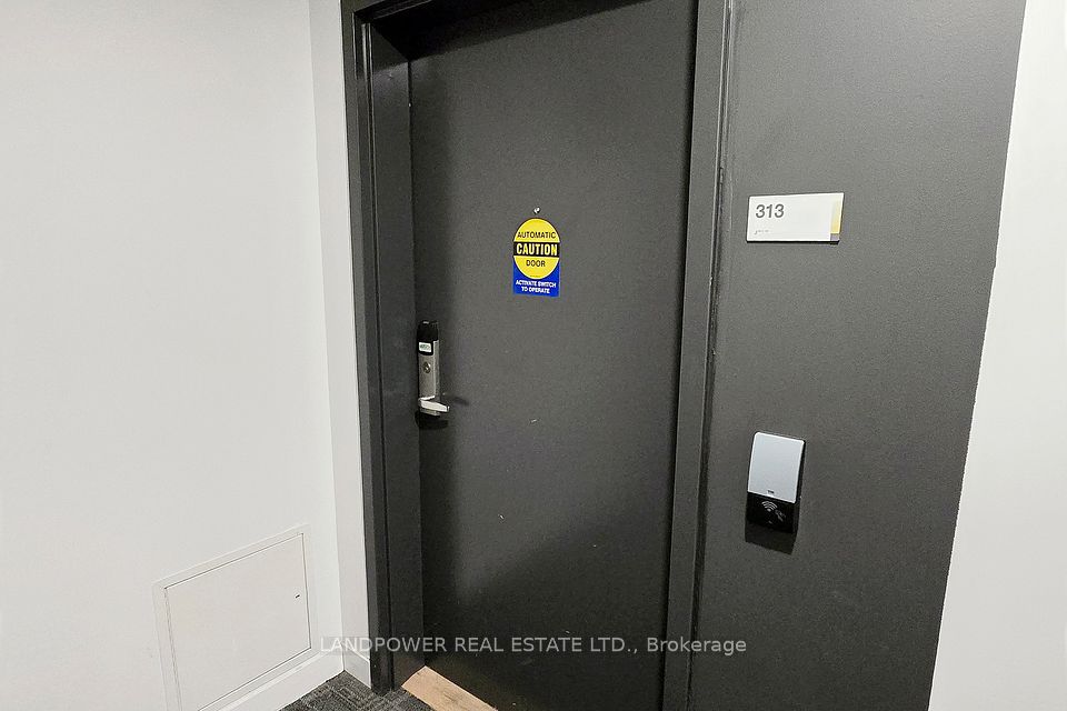 https://trreb-image.ampre.ca/qtl55H6vRaIeIHnXrOCHAYcWMmktC2FjkUgGk6JXJIs/rs:fit:960:960/wm:.5:so:0:50:.4/wmsh:10/wmt:PHNwYW4gZm9yZWdyb3VuZD0nd2hpdGUnIGZvbnQ9JzY4Jz5MQU5EUE9XRVIgUkVBTCBFU1RBVEUgTFRELiwgQnJva2VyYWdlPC9zcGFuPg/L3RycmViL2xpc3RpbmdzLzQwLzU0LzgwLzI4L3AvNTFkM2Q2NjktMTdmMC00ZTAwLWE3Y2UtNWMxODBkMThmZGQyLmpwZw.jpg