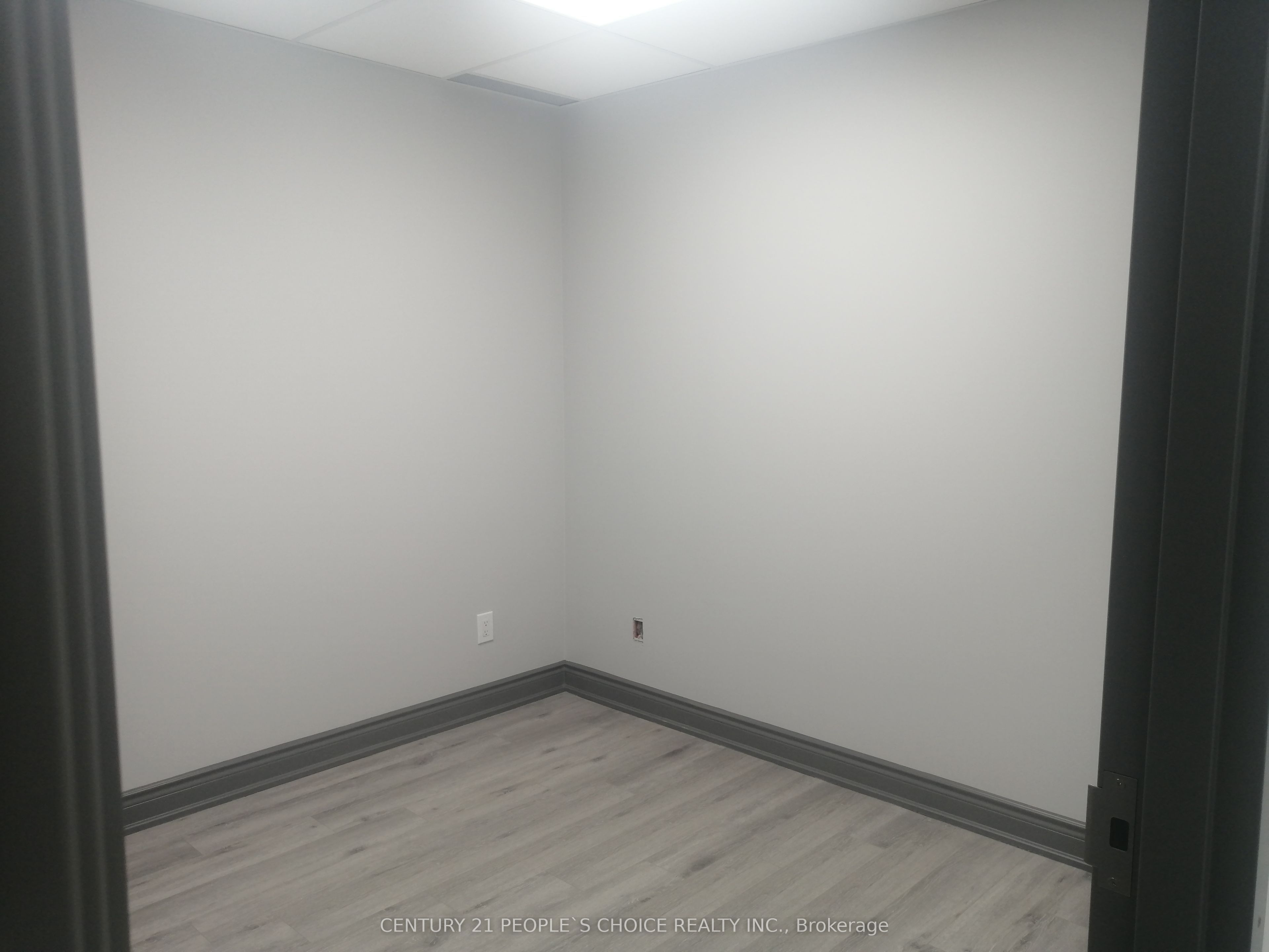 127 Westmore Drive E, #113 # Room 1