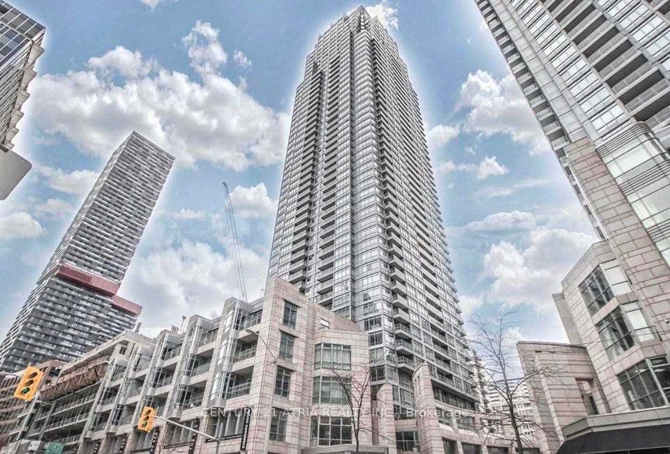 2191 Yonge Street