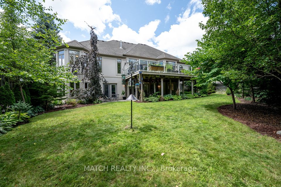 1465 Shore Road, London South, ON N6K 4Z8