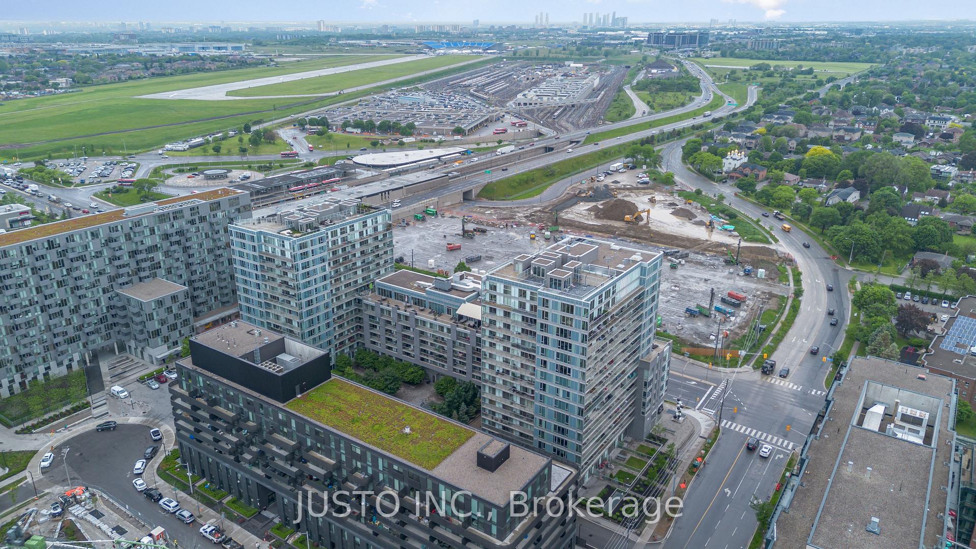 3 Bedrooms Condo at 565 Wilson, Toronto For sale