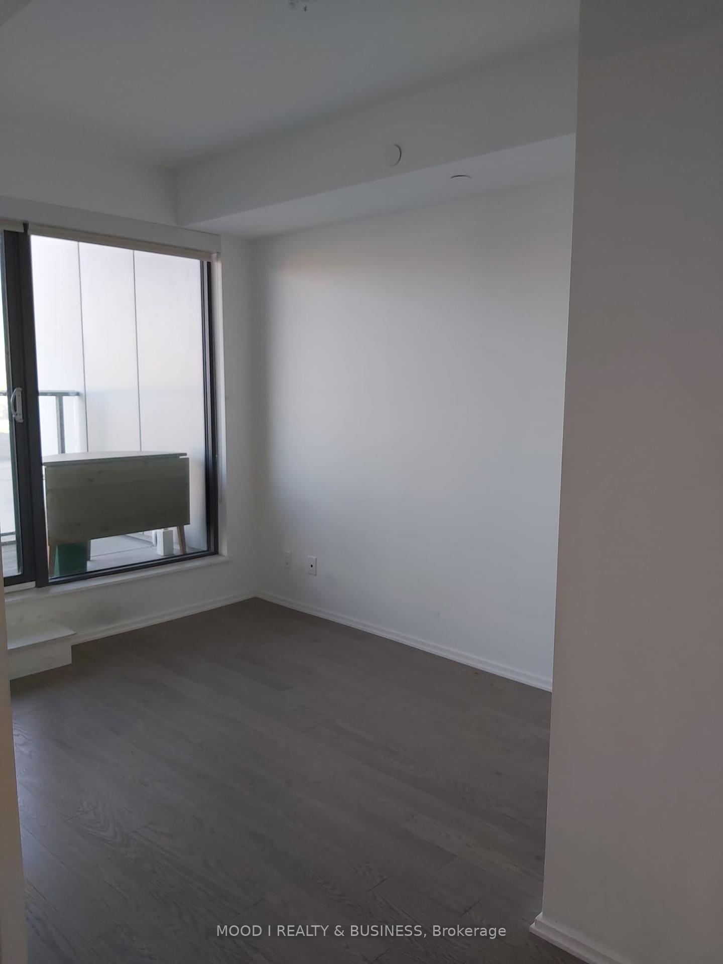 3 Bedrooms Condo at 12 Bonnycastle, Toronto For sale