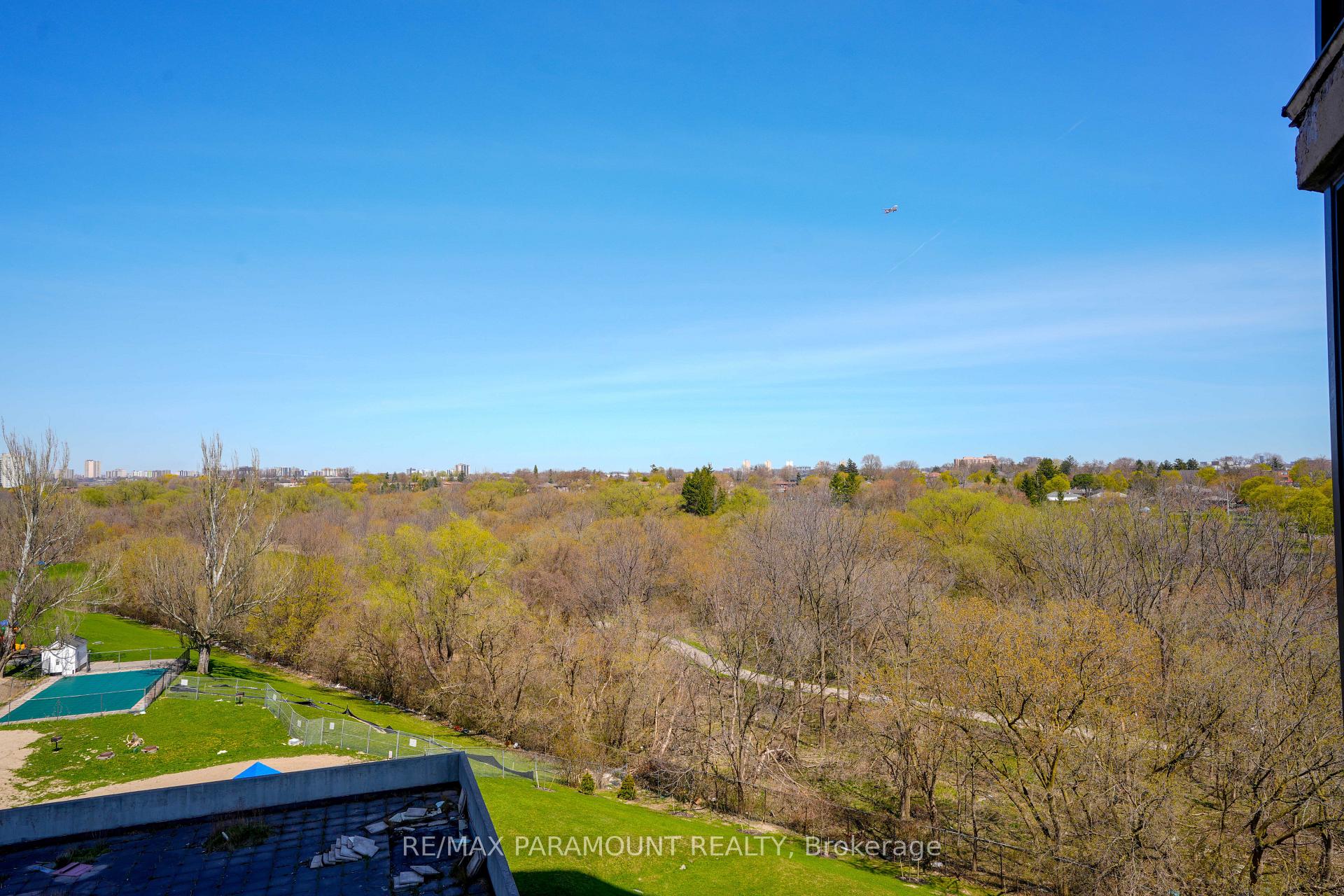 3 Bedrooms Condo at 234 Albion,  Toronto For sale