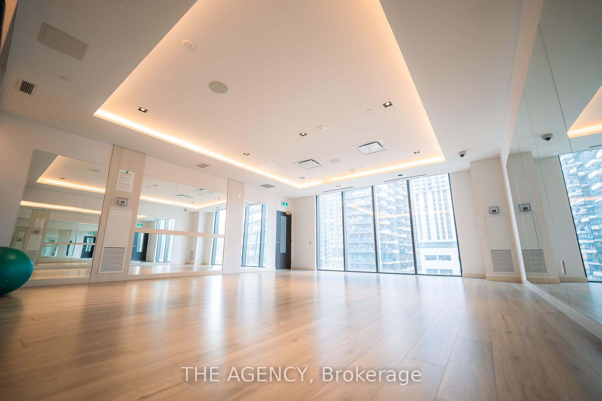 1 Bedroom Condo at 330 Richmond,  Toronto For sale
